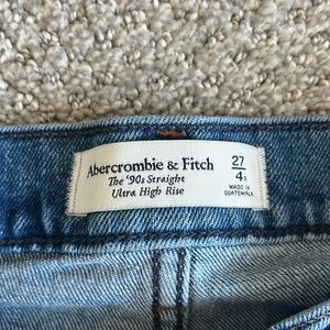 Abercrombie 90s high rise jeans
